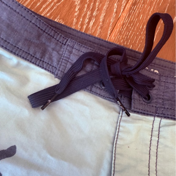 Rvca Mens Palm Split Trunk
| Desertcart Seychelles - Picture 5 of 9